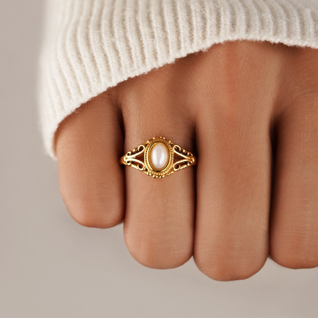 Antique Royal Pearl Ring
