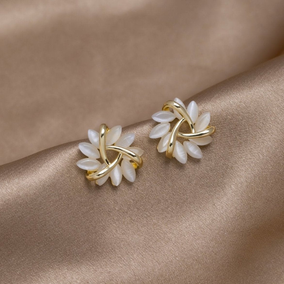 Julia Petal and Ring Bundle